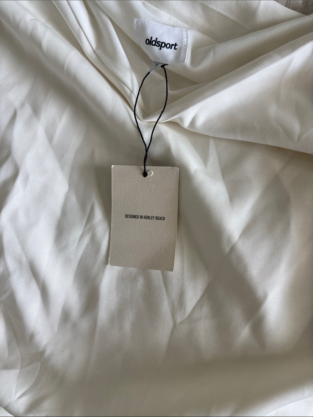 OldSport Women's White Mini Dress - Elegant Long-Sleeve - Picture 2 of 4